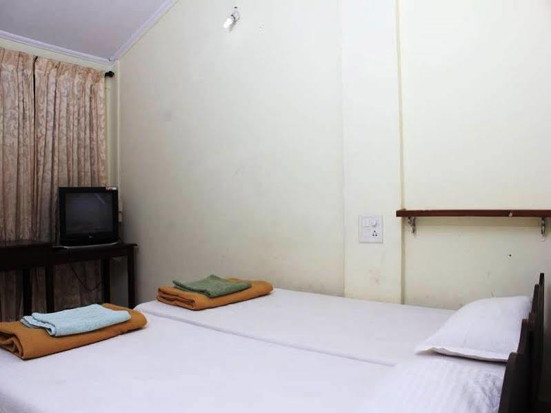 Oyo 833 Hotel Prince Santosh Holiday Homes Arpora Εξωτερικό φωτογραφία
